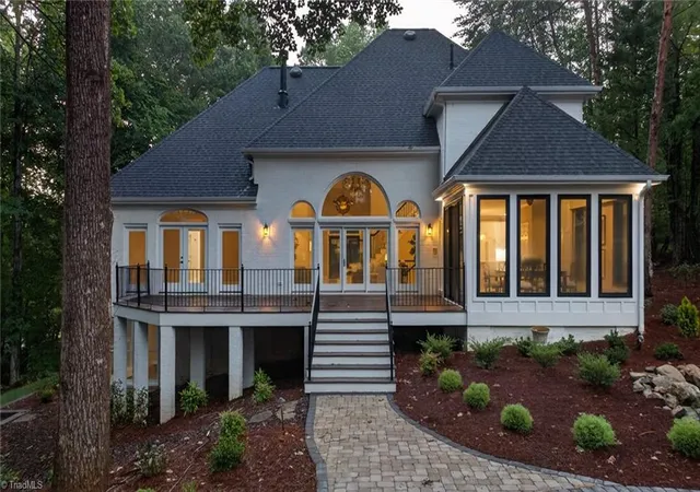 Photo 4 of Sale Pending at 605 Oak Valley Blvd, Advance, NC 27006 | MLS# 1229904 | Listing updated on 2026-08-27