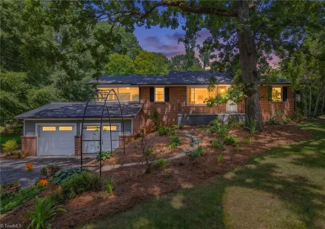 2nd image of 106 Bishop St, Winston Salem, NC 27104 | MLS# 1226665
