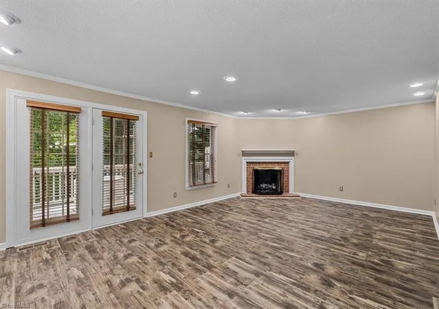 image of 879 Brookleigh Ct, Winston Salem, NC 27104 | MLS# 1233230