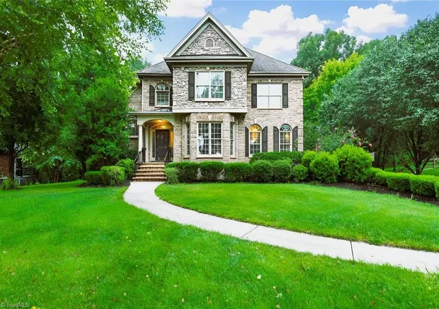Photo 2 of Single family home for sale at 2170 Rossmore Rd, Clemmons, NC 27012 | MLS# 1228655 | Listing updated on 2026-09-12