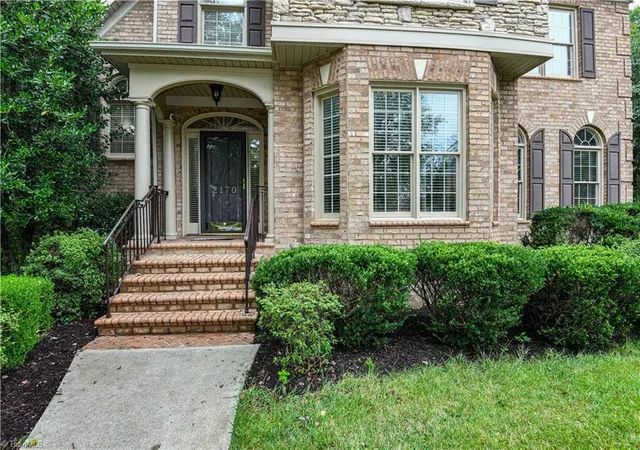 Photo 4 of Single family home for sale at 2170 Rossmore Rd, Clemmons, NC 27012 | MLS# 1228655 | Listing updated on 2026-09-12