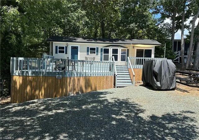 1st image of 112 N Cardinal Dr, New London, NC 28127 | MLS# 1220266