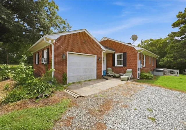 Photo 3 of Sale Pending at 2514 John Lewis Rd, Burlington, NC 27217 | MLS# 1230530 | Listing updated on 2026-09-16