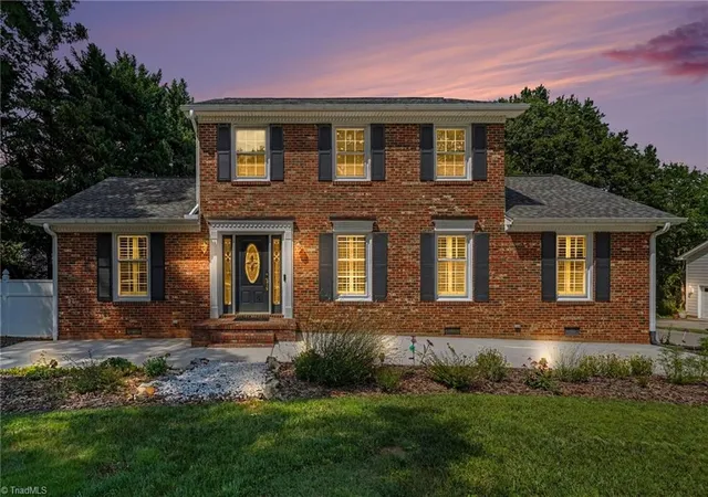 40th image of 5802 Muirfield Dr, Greensboro, NC 27410 | MLS# 1230798