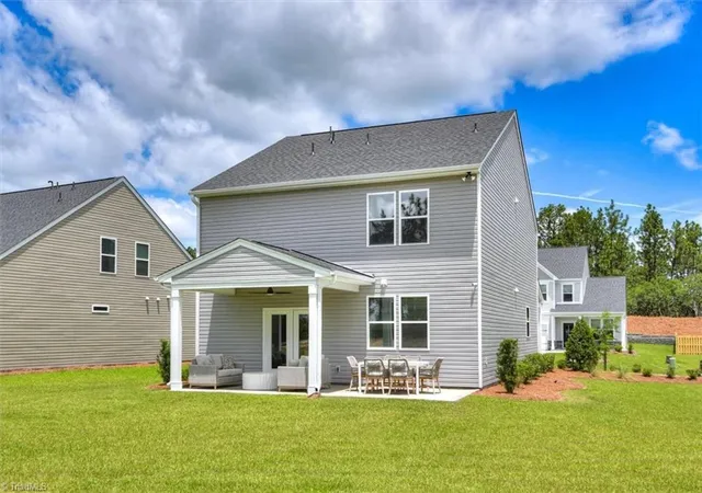 Photo 3 of Single family home for sale at 4078 Stallion St, High Point, NC 27262 | MLS# 1231386 | Listing updated on 2026-09-22