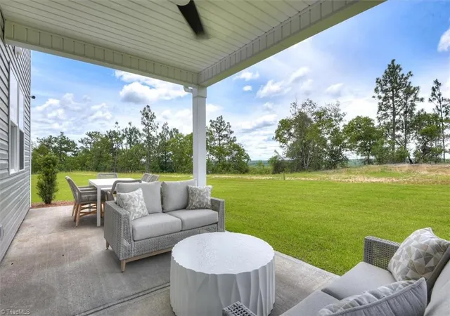 Photo 3 of Single family home for sale at 4078 Stallion St, High Point, NC 27262 | MLS# 1231386 | Listing updated on 2026-10-05