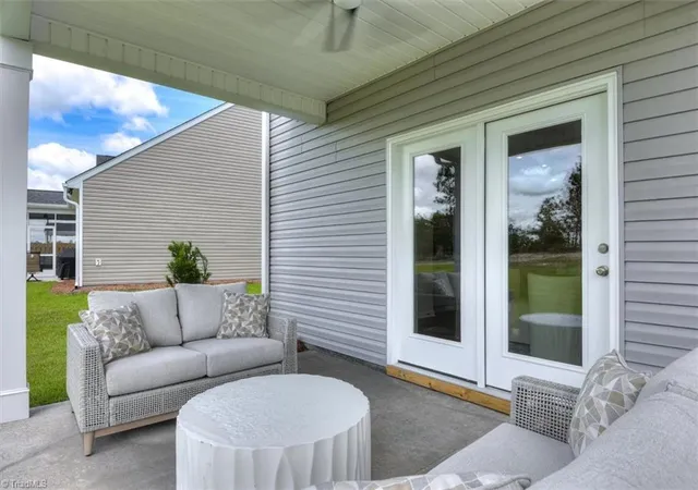 Photo 4 of Single family home for sale at 4078 Stallion St, High Point, NC 27262 | MLS# 1231386 | Listing updated on 2026-10-05