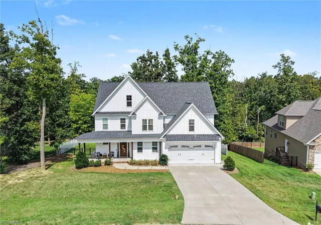 Photo 2 of Single family home for sale at 7625 Monty Dr, Kernersville, NC 27284 | MLS# 1231432 | Listing updated on 2026-09-18