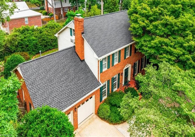 3rd image of 707 Sussex Ct, Greensboro, NC 27410 | MLS# 1223968