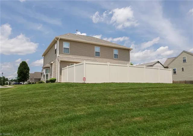 4th image of 2689 Lamplight Cir, High Point, NC 27265 | MLS# 1224419
