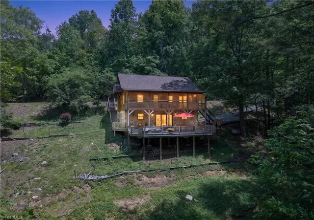 5th image of 102 Overland Trl, Fancy Gap, VA 24328 | MLS# 1230246