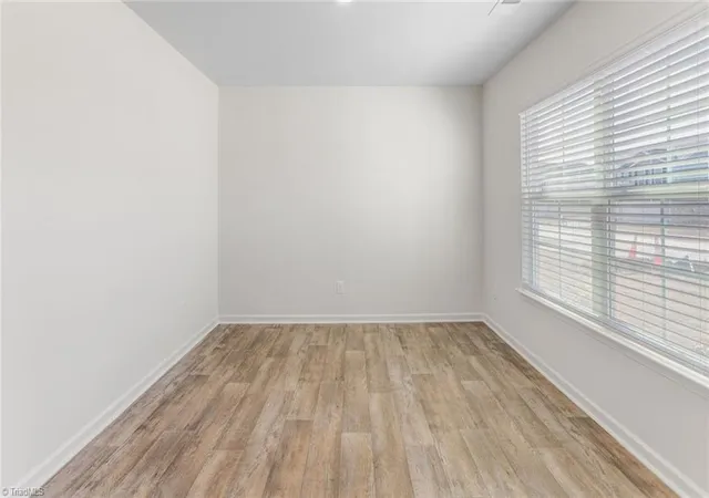 3rd image of 400 Jack Pine St, Thomasville, NC 27360 | MLS# 1214639