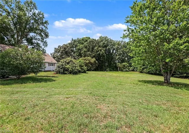 28th image of 820 Walker St, Reidsville, NC 27320 | MLS# 1227333