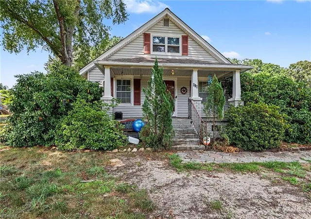 2nd image of 820 Walker St, Reidsville, NC 27320 | MLS# 1227333
