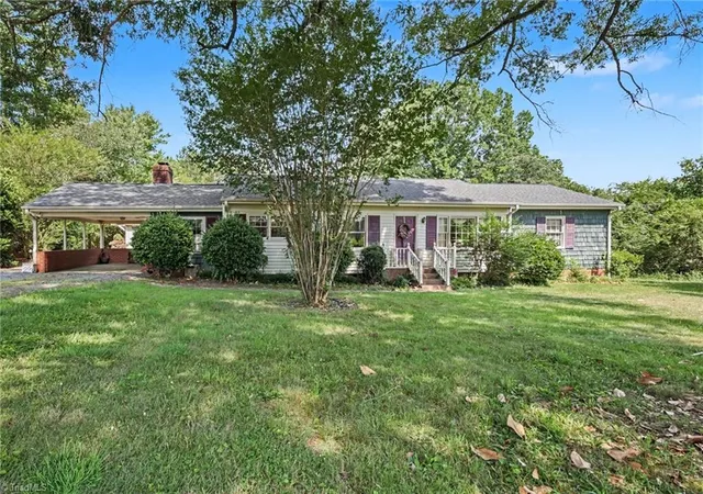 Homes for sale in Walnut Cove, NC | 5109 Nc Hwy 89 E, Walnut Cove, NC 27052 | MLS# 1226530