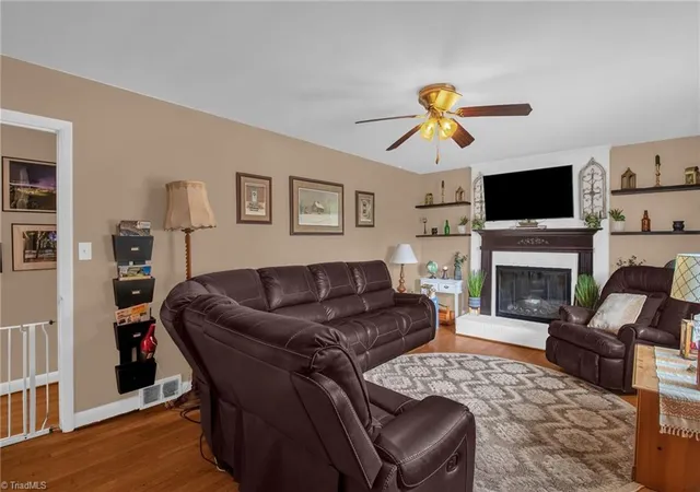 Photo 3 of Sale Pending at 11 Swaim Dr, Thomasville, NC 27360 | MLS# 1214249 | Listing updated on 2026-09-15