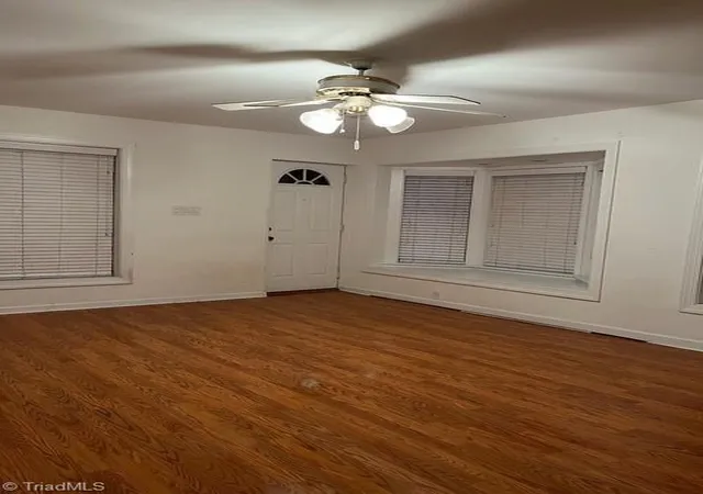 2nd image of 5200 Robinwood Dr, Charlotte, NC 28215 | MLS# 1204355