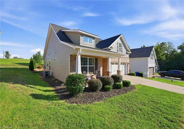 Photo 3 of Single family home for sale at 1416 Stone Gables Dr, Elon, NC 27244 | MLS# 1233689 | Listing updated on 2026-10-07