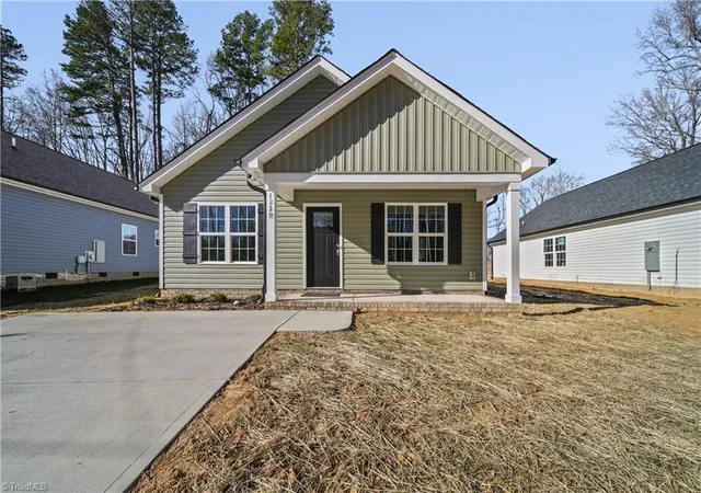 Photo 1 of Single family home for sale at 1129 Kenly St, Salisbury, NC 28144 | MLS# 1231316 | Listing updated on 2026-08-31