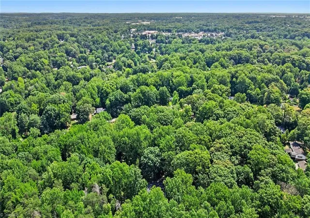 30th image of 100 Malvern Ct, Winston Salem, NC 27106 | MLS# 1225642