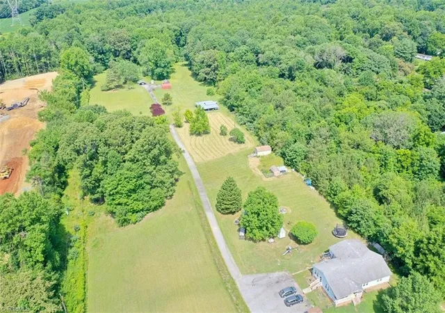 4th image of 5729 Julian Airport Rd, Liberty, NC 27298 | MLS# 1185226