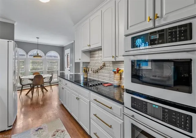 3rd image of 4709 Horseshoe Ln, Greensboro, NC 27410 | MLS# 1213802