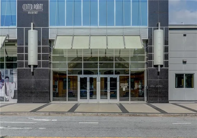 28th image of 201 Elm St #705, Greensboro, NC 27401 | MLS# 1226935