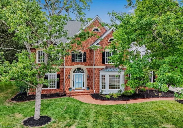 2nd image of 3211 Timberoak Ct, Greensboro, NC 27410 | MLS# 1225469