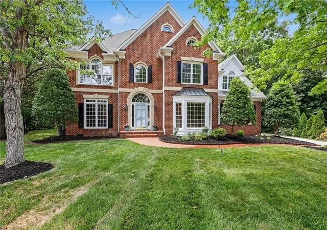 3rd image of 3211 Timberoak Ct, Greensboro, NC 27410 | MLS# 1225469