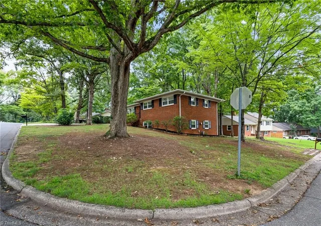 Photo 3 of Single family home for sale at 2205 Hathaway Dr, Greensboro, NC 27408 | MLS# 1230916 | Listing updated on 2026-09-01