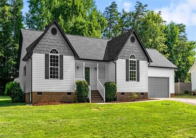 5th image of 6 Woodfon Dr, Thomasville, NC 27360 | MLS# 1226255