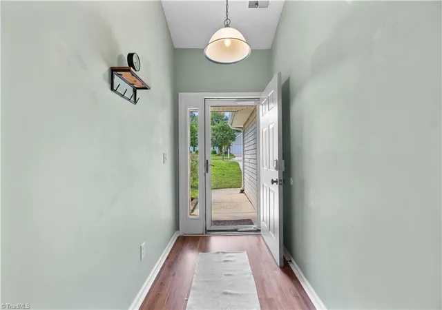 4th image of 5702 Fountain Head Dr, Greensboro, NC 27455 | MLS# 1229879