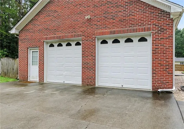 Photo 5 of Single family home for sale at 373 Bradley Tysinger Rd, Lexington, NC 27295 | MLS# 1227003 | Listing updated on 2026-08-12