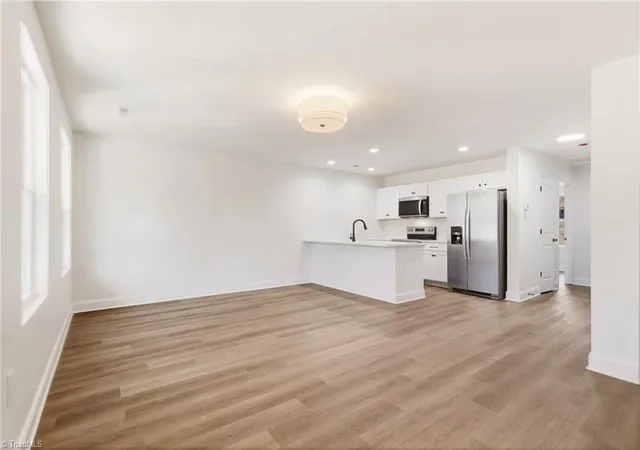 4th image of 1655 Stone Hill Ct, Winston Salem, NC 27105 | MLS# 1215292