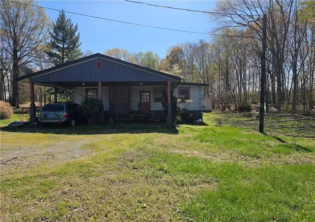 4th image of 1040 Barger Rd, Salisbury, NC 28146 | MLS# 1214763