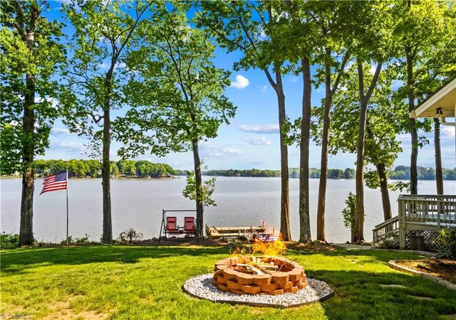 2nd image of 395 Rendleman Dr, Salisbury, NC 28146 | MLS# 1216048