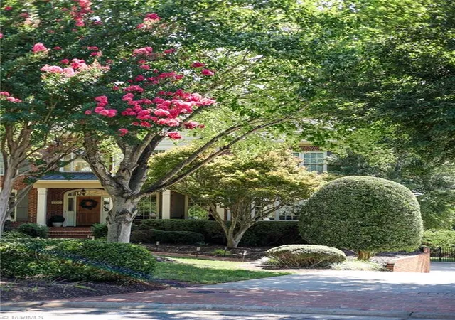 3rd image of 100 Fox Lake Ct, Winston Salem, NC 27106 | MLS# 1229819