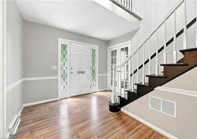 Photo 4 of Sale Pending at 1310 Westridge Rd, Greensboro, NC 27410 | MLS# 1228388 | Listing updated on 2026-09-22