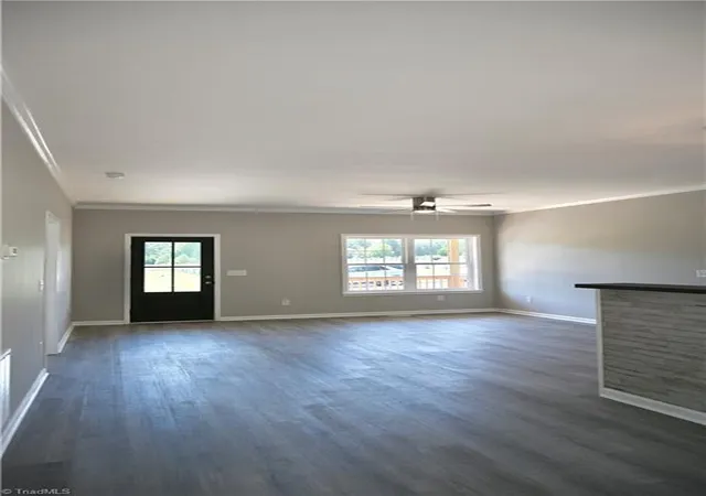 5th image of 129 E Oakdale St, Mount Airy, NC 27030 | MLS# 1229824