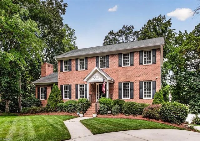 2nd image of 4024 Baytree Ct, High Point, NC 27265 | MLS# 1230229