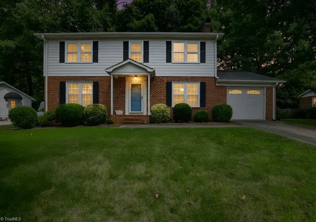 Photo 2 of Single family home for sale at 3701 Brandywine Dr, Greensboro, NC 27410 | MLS# 1233921 | Listing updated on 2026-09-06