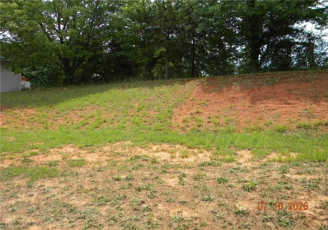 3rd image of 3536 Congress Sq, Kernersville, NC 27284 | MLS# 1227698