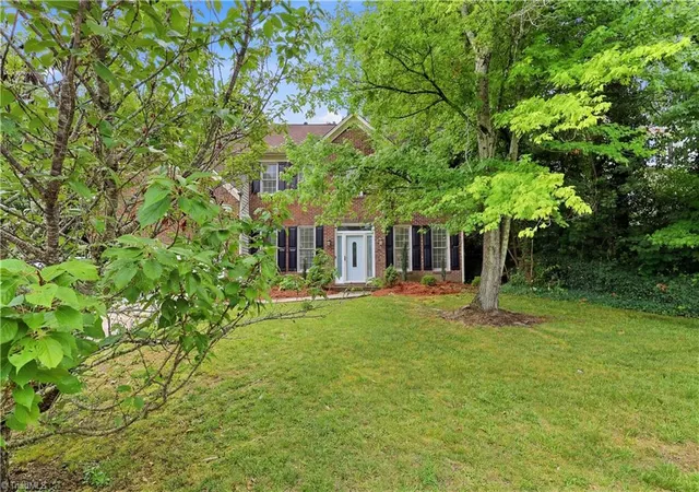 Photo 3 of Single family home for sale at 4212 Brentonshire Ln, High Point, NC 27265 | MLS# 1226291 | Listing updated on 2026-09-16
