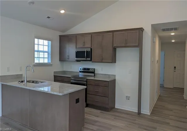 Photo 5 of Single Family Residence at 201 Waylon Ct, Lexington, NC 27295 | MLS# 1174124 | | Sold on 2026-04-24