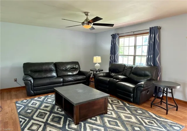 Photo 3 of Sale Pending at 206 Larkspur Ln, Thomasville, NC 27360 | MLS# 1228714 | Listing updated on 2026-09-11