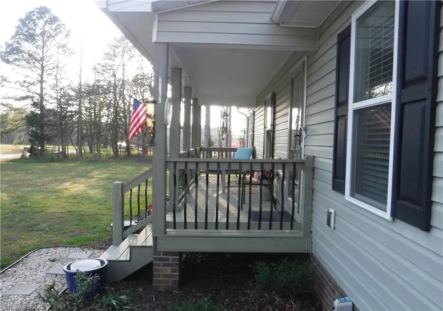 Homes for sale in Denton, NC | 127 Keegan Ln, Denton, NC 27239 | MLS# 1213203