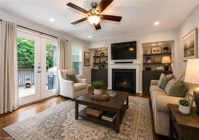 4th image of 409 Warren St, Greensboro, NC 27403 | MLS# 1233022