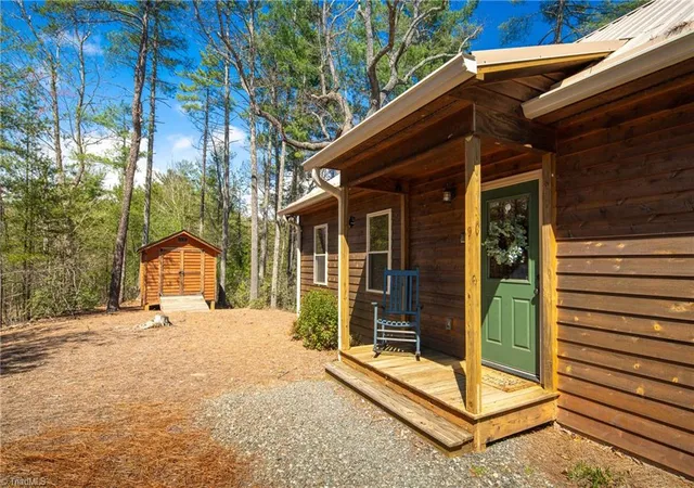 Photo 2 of Single family home for sale at 128 Deer Antler Dr, Purlear, NC 28665 | MLS# 1213135 | Listing updated on 2026-08-05