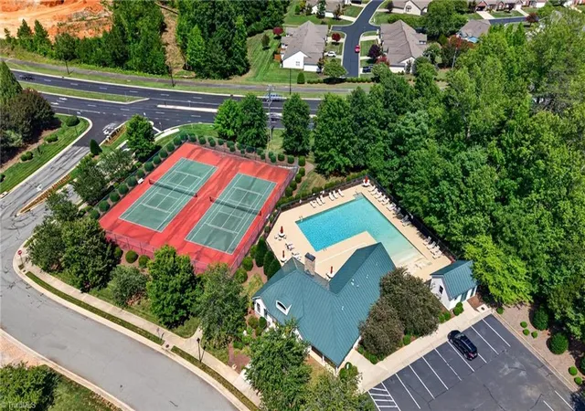 44th image of 820 Dunleigh Dr, Burlington, NC 27215 | MLS# 1227150