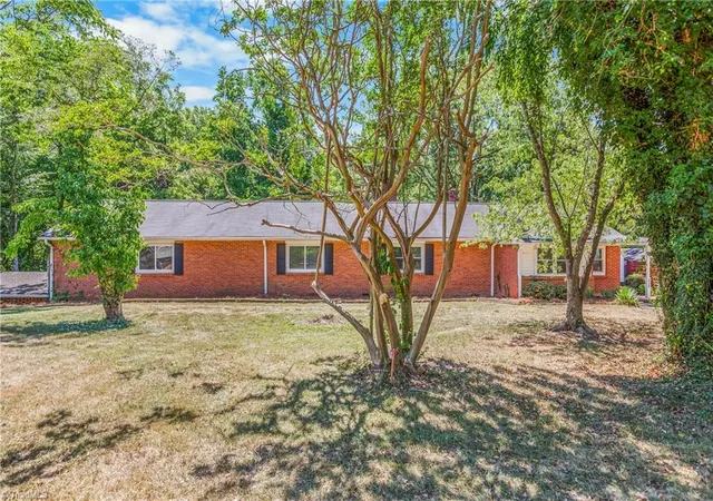 4th image of 4328 Stokesdale Ave, Winston Salem, NC 27101 | MLS# 1224689